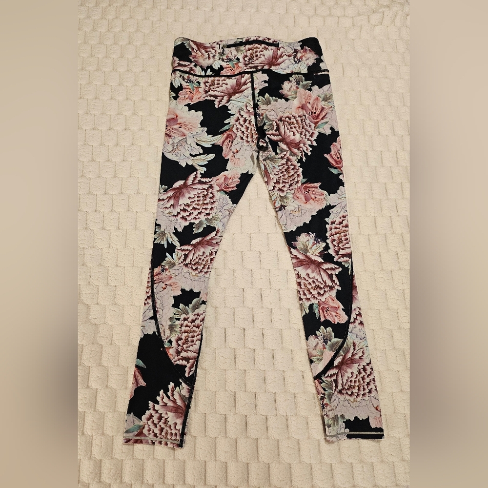 Athleta-  Run Free Garden Party Floral Leggings- Size S - Picture 7 of 13